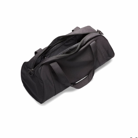 Nike Gym Club Duffel Bag NWT - Picture 4 of 6